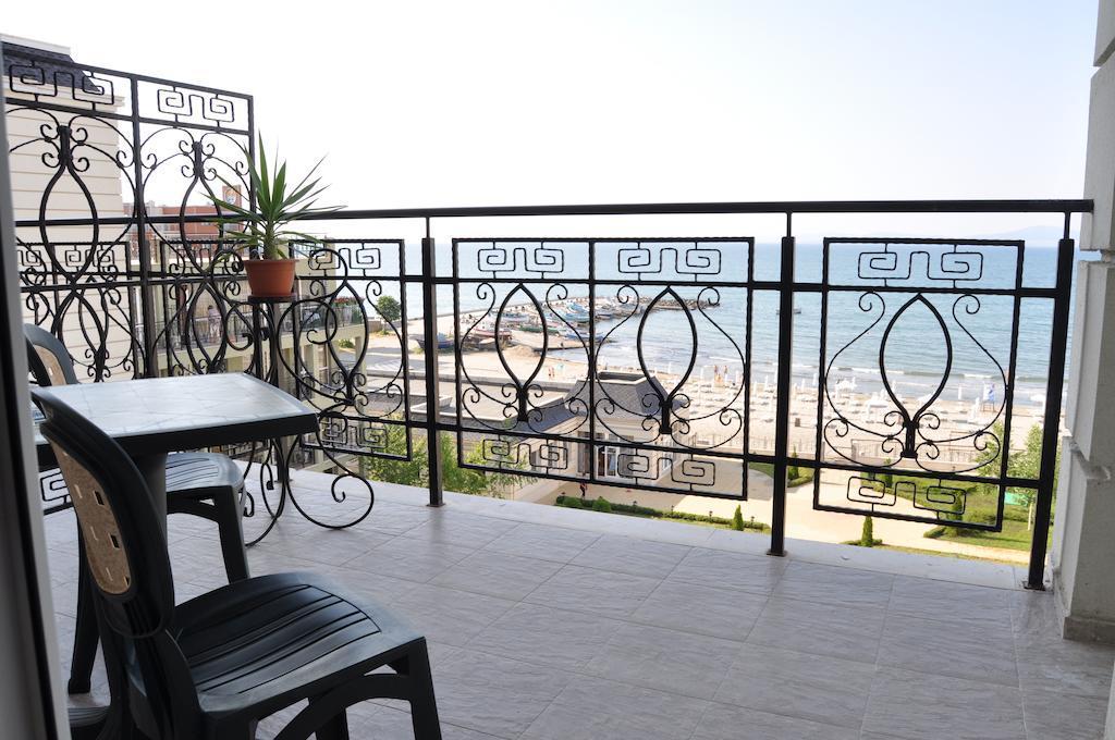Private Studio 1St Line Pomorie Exterior photo